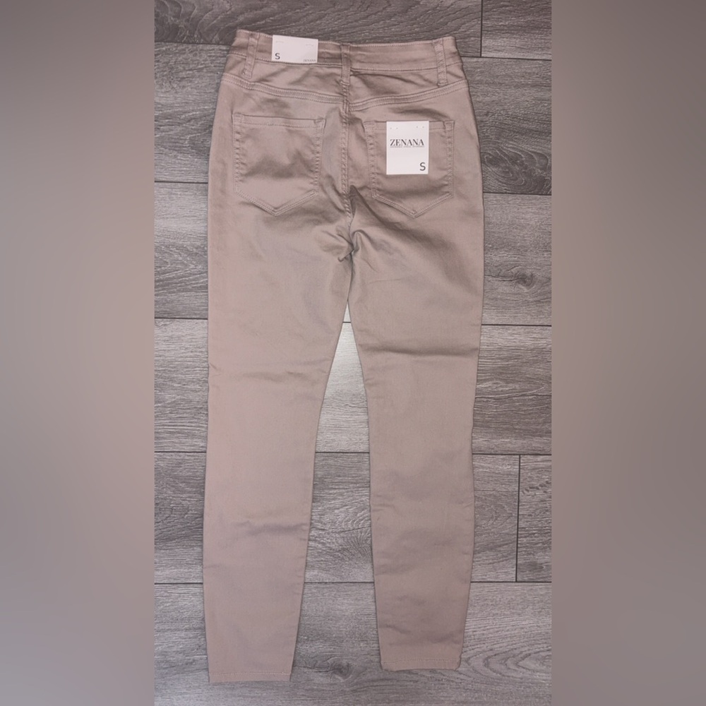 Zenana Size Small High Rise Skinny Jeans Ash/Tan New With Tags!